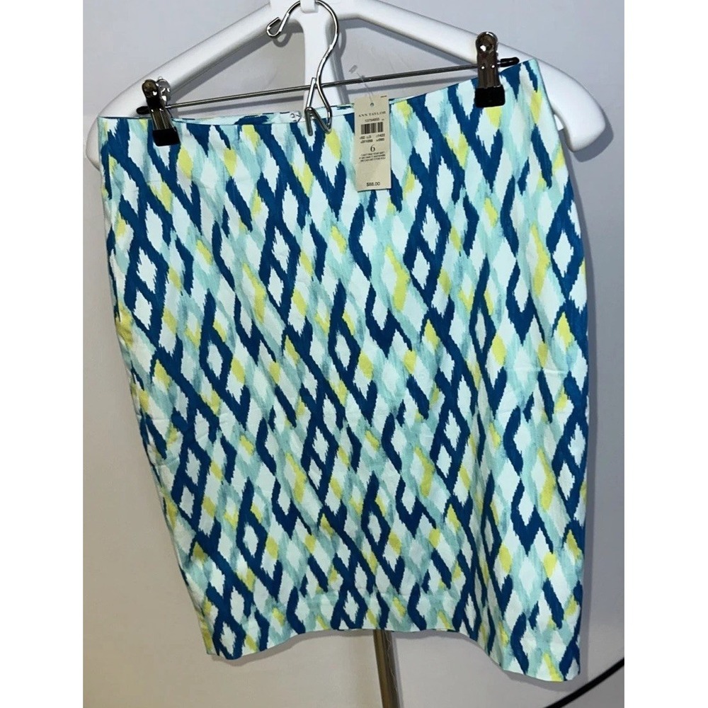 NWT Ann Taylor Women's Sz 6 Pencil Skirt Multicolored Geometric Diamond Pattern